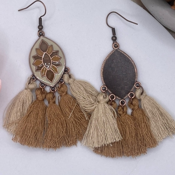 NEW!Bohemian Fringe Tassel Earrings - Picture 4 of 4